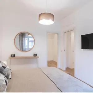 Lovely Flat In Piazza Morosini Appartamento